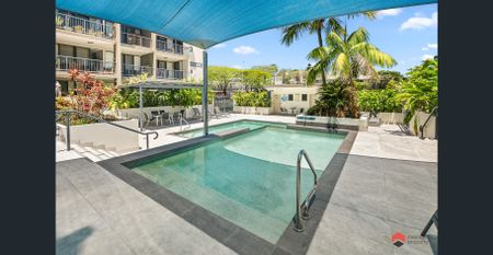 Modern, Upgraded Apartment in Prime Fairfield Location - Photo 2