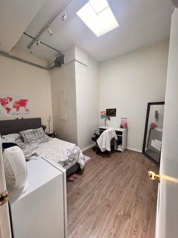 For Lease - 605 Bloor Street Unit# Room 1, Toronto, Ontario - Photo 5