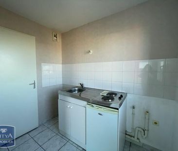 Location Appartement 2 pièces 46m² ALENCON 61000 - Photo 5