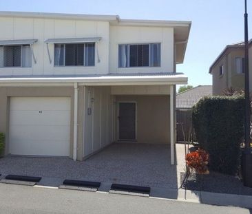 Great location townhouse in Calamvale - Photo 3