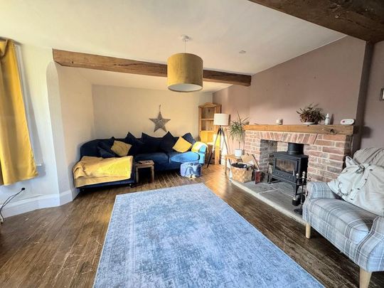 5 bedroom detached house to rent - Photo 1