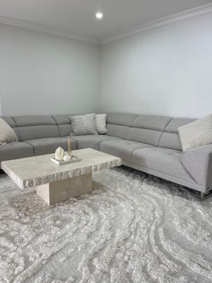 Sunshine North - Photo 1