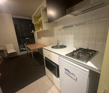 Prime Location in Melbourne CBD - Photo 3