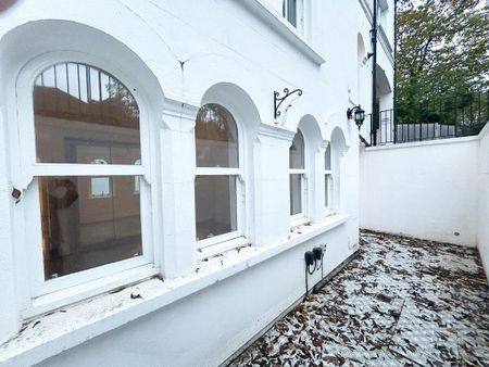 3 bedroom apartment to rent - Photo 4