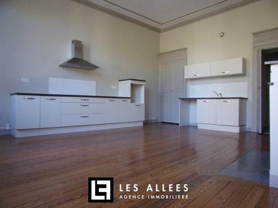 BEL APPARTEMENT BOURGEOIS - Photo 1