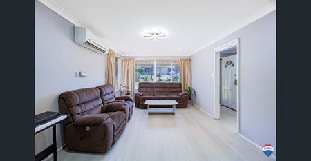 **Charming 3-Bedroom Home with Teenage Retreat - Photo 2