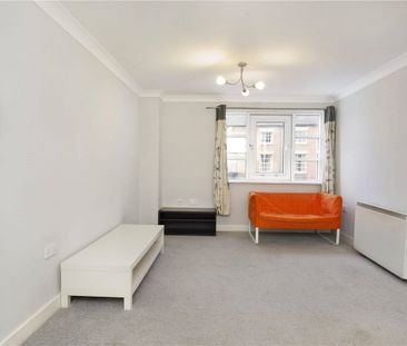 Well presented two bedroom unfurnished apartment with an allocated ... - Photo 1