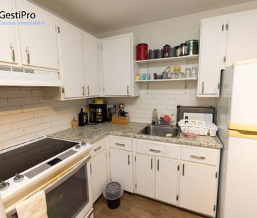 2539 Chemin Ste-Foy - Photo 2
