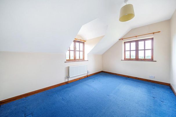 5 bedroom detached house to rent - Photo 1