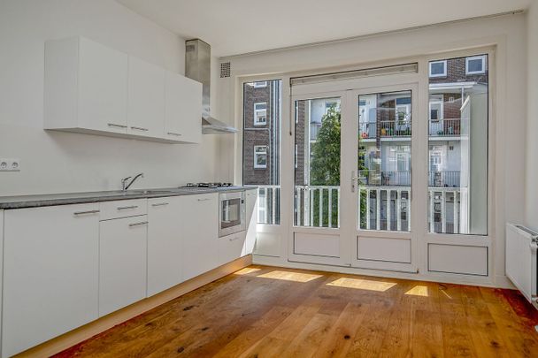 Appartement te huur: Amstelkade 25-B 1078 AD Amsterdam - Photo 1