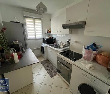 Location Appartement 3 pièces 58m² MAUBEUGE 59600 - Photo 4