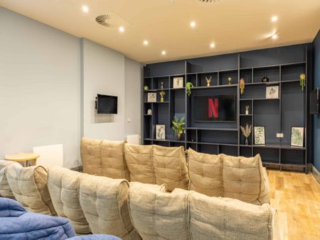 Gold Studio - Photo 2