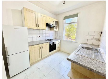 2 Bed Flat, Clements Road, E6 - Photo 5