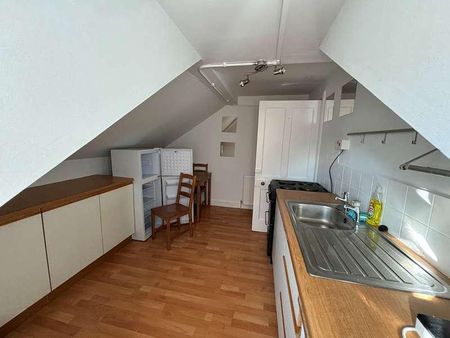 Attic Flat, Holylee House, Holylee, Walkerburn, EH43 - Photo 5