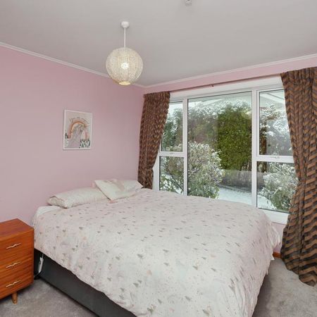 6 Madeley Road - Photo 5