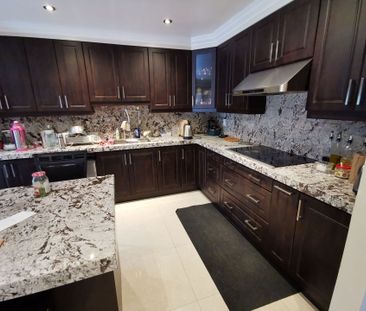 For Lease - 1300 Wesson Court Unit# 2nd Primary Bedroom, Mississaug... - Photo 5