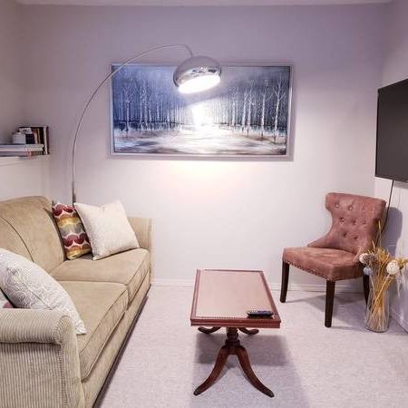 2 Bed 1 Bath Lower Suite in North Nanaimo (Fully Furnished) - Photo 1