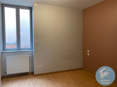 Location Appartement 2 pièces 40m² TARARE 69170 - Photo 5