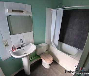 Location Appartement 1 pièce 26m² FOUGERES 35300 - Photo 4