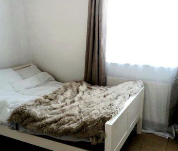 Flat to rent - Photo 2