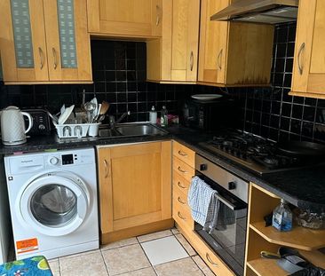 Room in a Shared House, Hendon Way, NW2 - Photo 5