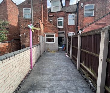 4 Bed Terraced House, Grasmere Street, LE2 - Photo 4