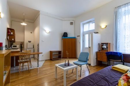 Vadász utca - Fotó 2