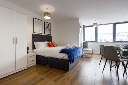 1 bedroom serviced apartment to rent - Photo 2