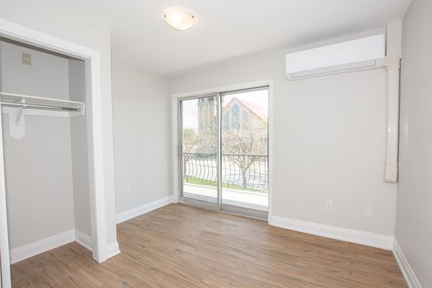 81 Empire St, Welland (Unit 13) - Extended Bachelor Apartment - Photo 1