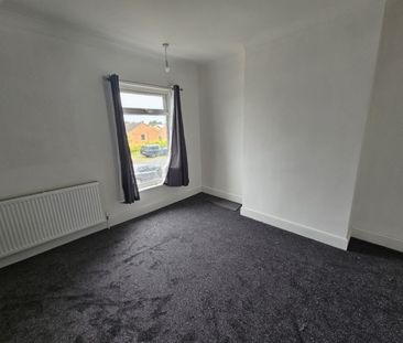 2 bed Terraced - To Let - Photo 1