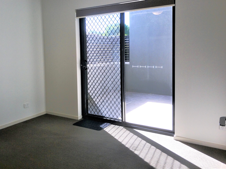 Unit 2, 31 Grays Road, Gaythorne, QLD - Photo 3