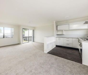 3 Bedroom 1 Bathroom house available to rent - Photo 5