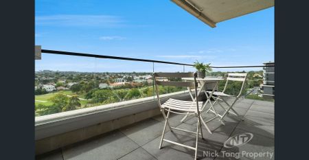SPACIOUS HOME WITH BOX HILL GARDENS VIEW - Photo 4