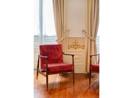 Rua de Álvares Cabral, Porto, Braga 4050-041 - Photo 2