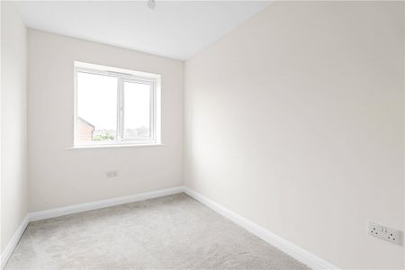 A 4 bedroom detached house situated within the Village of Measham. - Photo 3