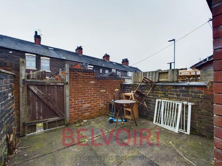 2 bedroom terraced house to rent - Photo 3