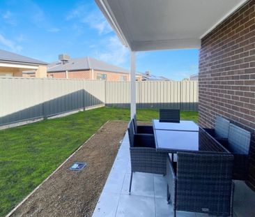 MODERN CO-LIVING PROPERTY - Photo 6