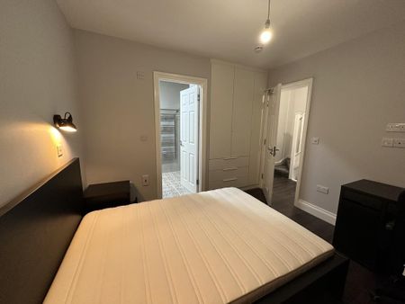 House share to rent - Photo 3