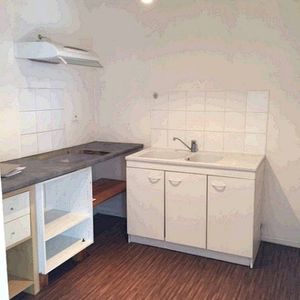 Appartement 4 pièces à Valenciennes - Photo 2