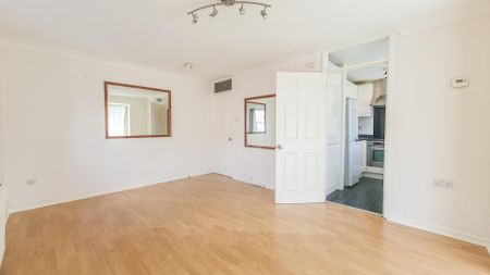 Wyedale, London Colney - Photo 3