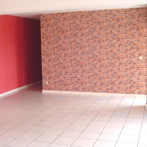 Appartement met terras, 1 buitenstaanplaats. - Photo 1