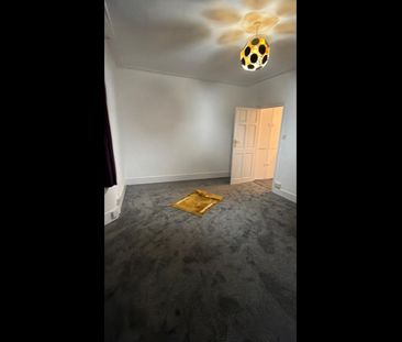 Room in a Shared House, Sherrard Road, E12 - Photo 4