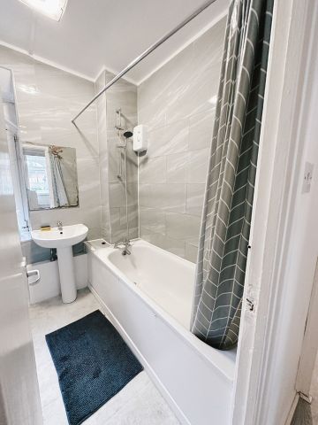 Room in a Shared House, Bradley House, E3 - Photo 2