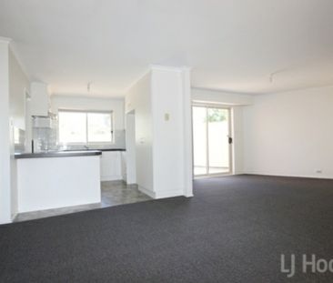 3 Bedroom Duplex in Jerrabomberra - Photo 3