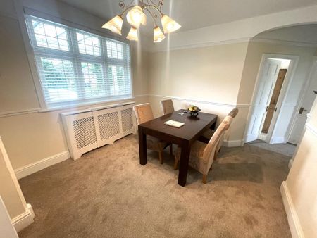 3 bedroom detached bungalow to rent - Photo 3