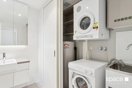 Unfurnished apartment in the heart of Claremont Quarter - Photo 4