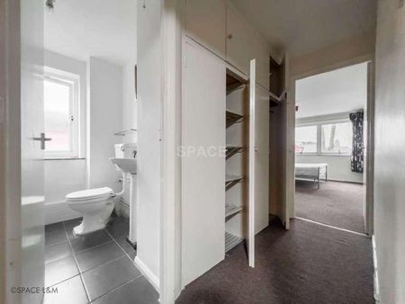 Alpha House Flats, Kendrick Road, Reading, Berkshire, RG1 - Photo 2