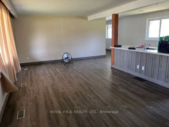 Detached Home For Lease | S9018349 - Photo 1