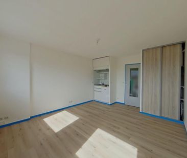 Location Appartement 1 pièce 23m² POITIERS 86000 - Photo 4