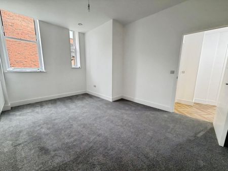 2 bedroom Flat To Let Total Size: 908 SQ FT - Photo 4